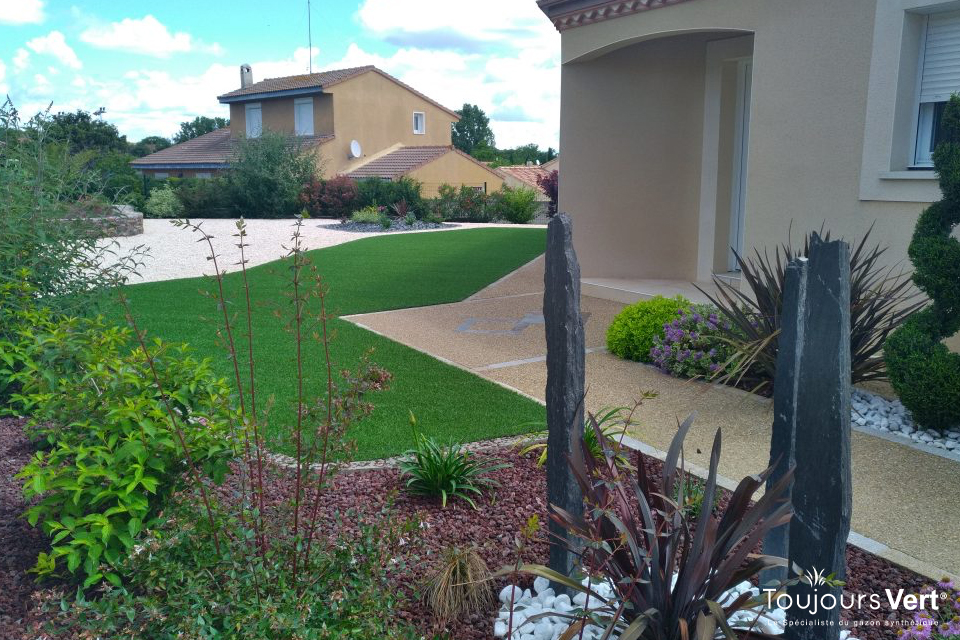 Magnifique faux gazon à Gigean