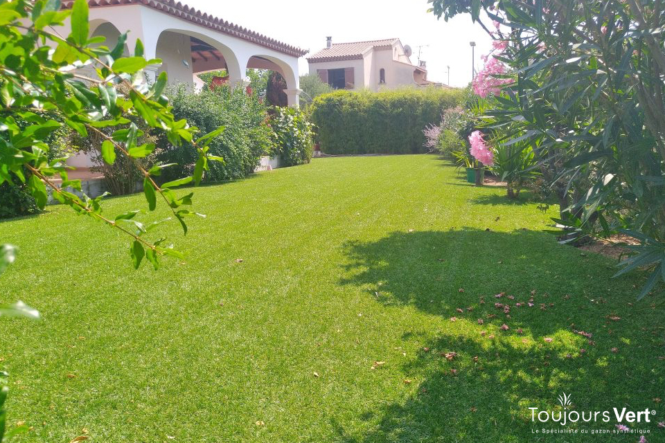 Pelouse artificielle Montpellier Occitanie