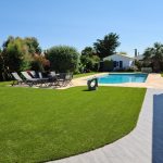 Gazon synthétique pour piscine
