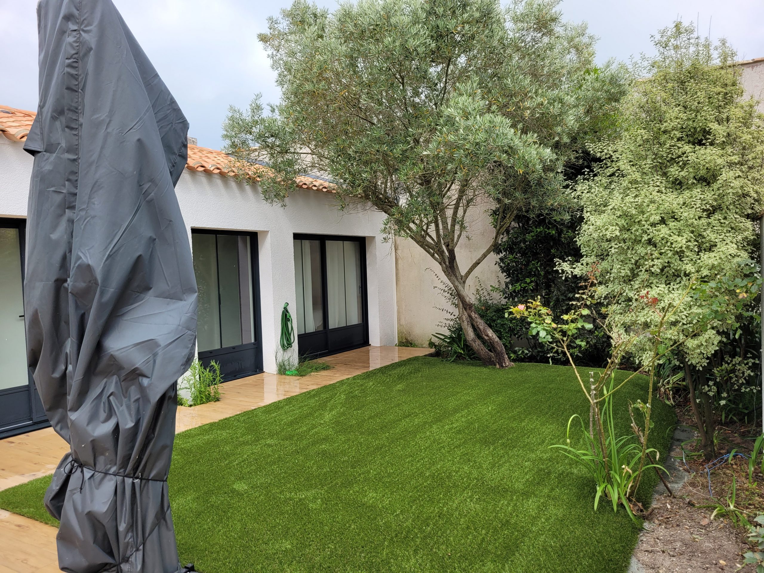 pose gazon synthetique specialiste 17