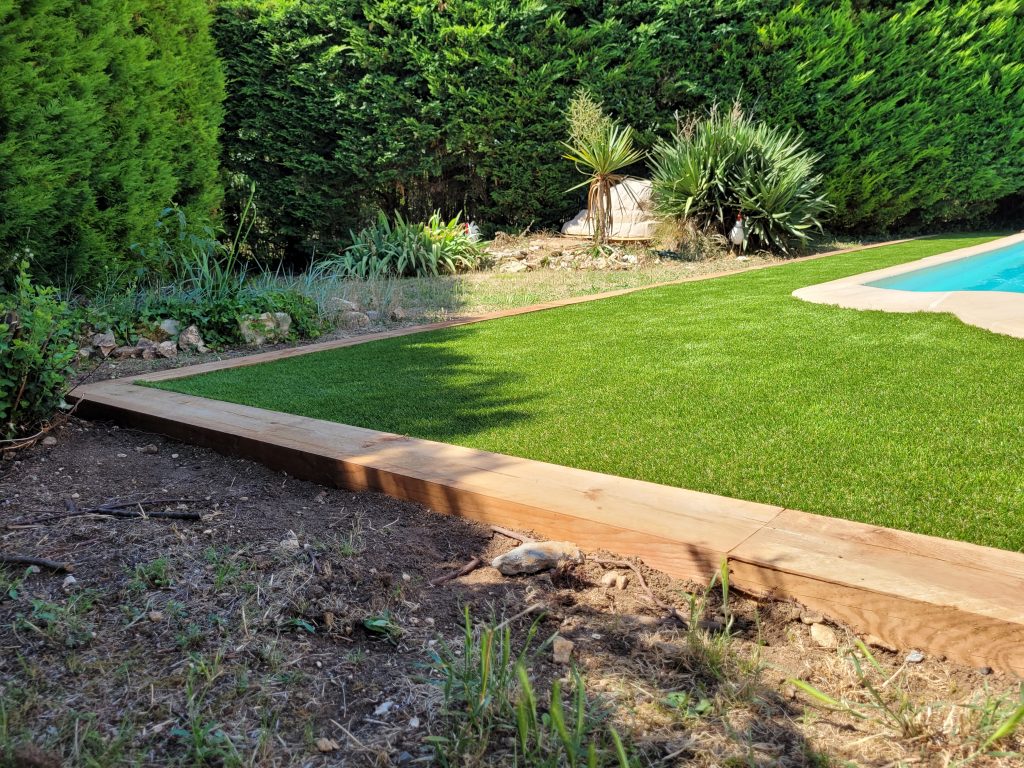 gazon synthetique naturel jardin mixte