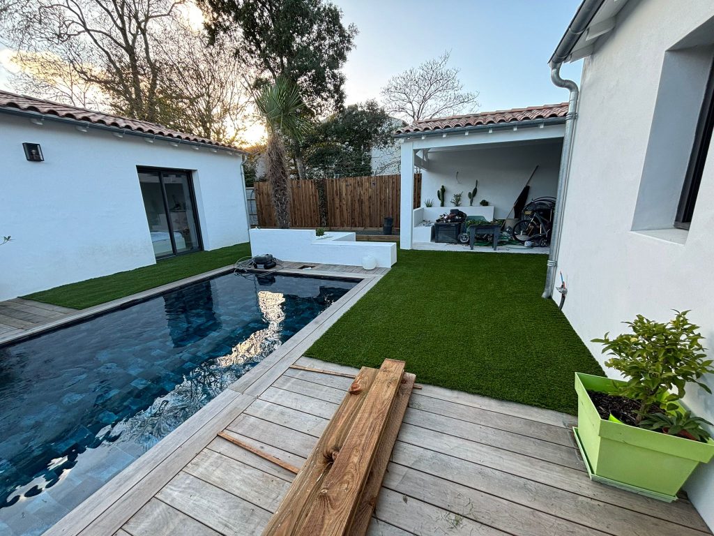 pose gazon synthetique quand